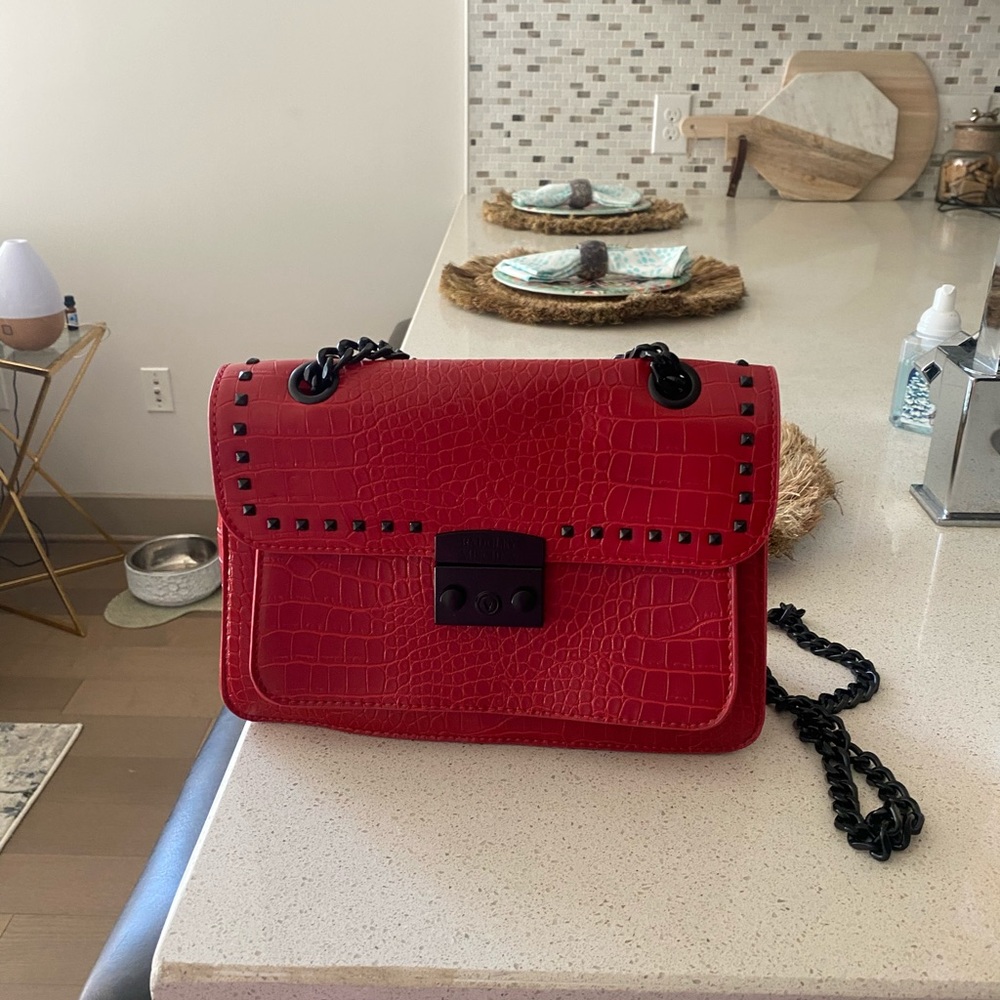 New purse new condition